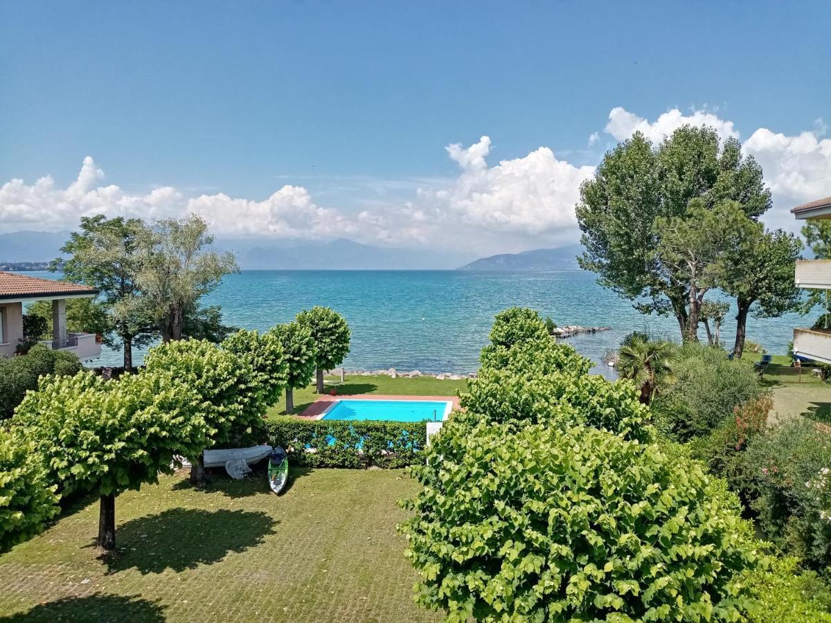 Casa Lugana 9 - Monolocale Con Piscina Fronte Lago Sirmione Kültér fotó