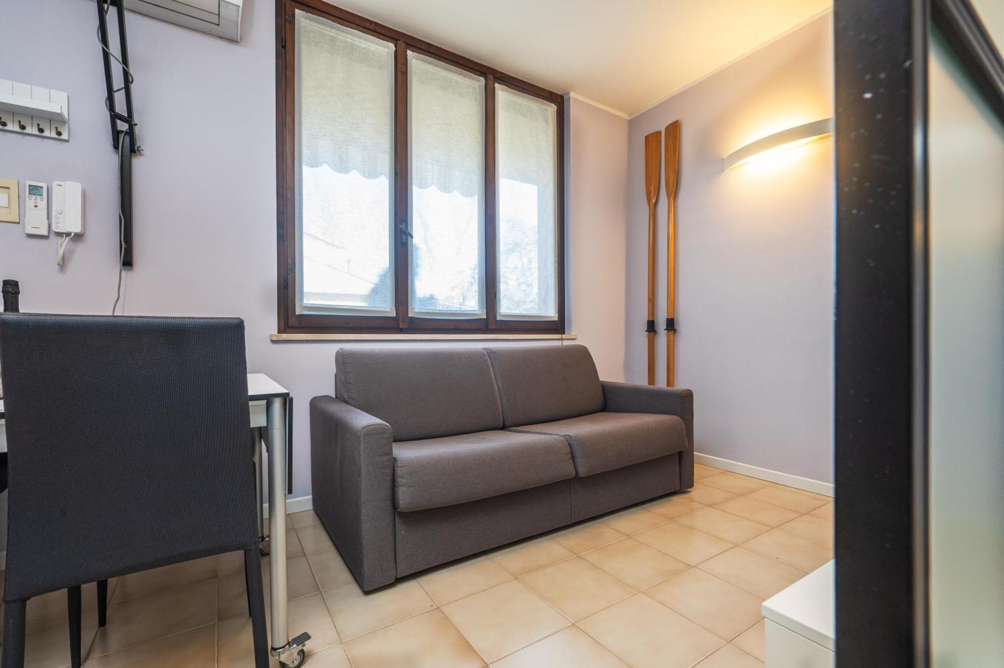 Casa Lugana 9 - Monolocale Con Piscina Fronte Lago Sirmione Kültér fotó